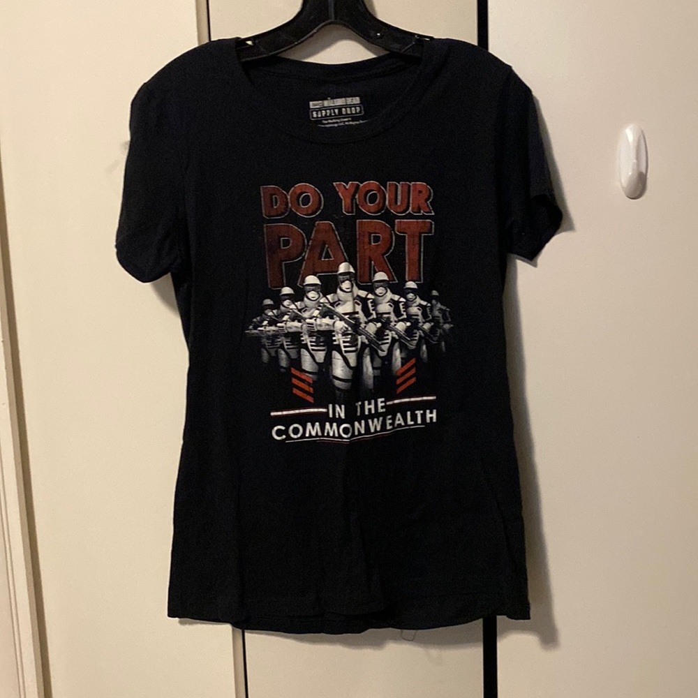 The Walking Dead commonwealth t-shirt